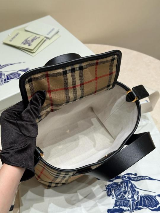 Classic Check Tote Hand Bag With OG Box & Dust Bag (Checks - 1154)
