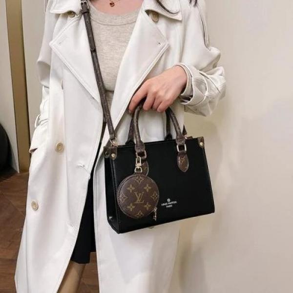 On The Go Pochette Limited Edition Premium Quality With OG Magnetic Box & Dust Bag - Coin Pouch (Black - 1179)