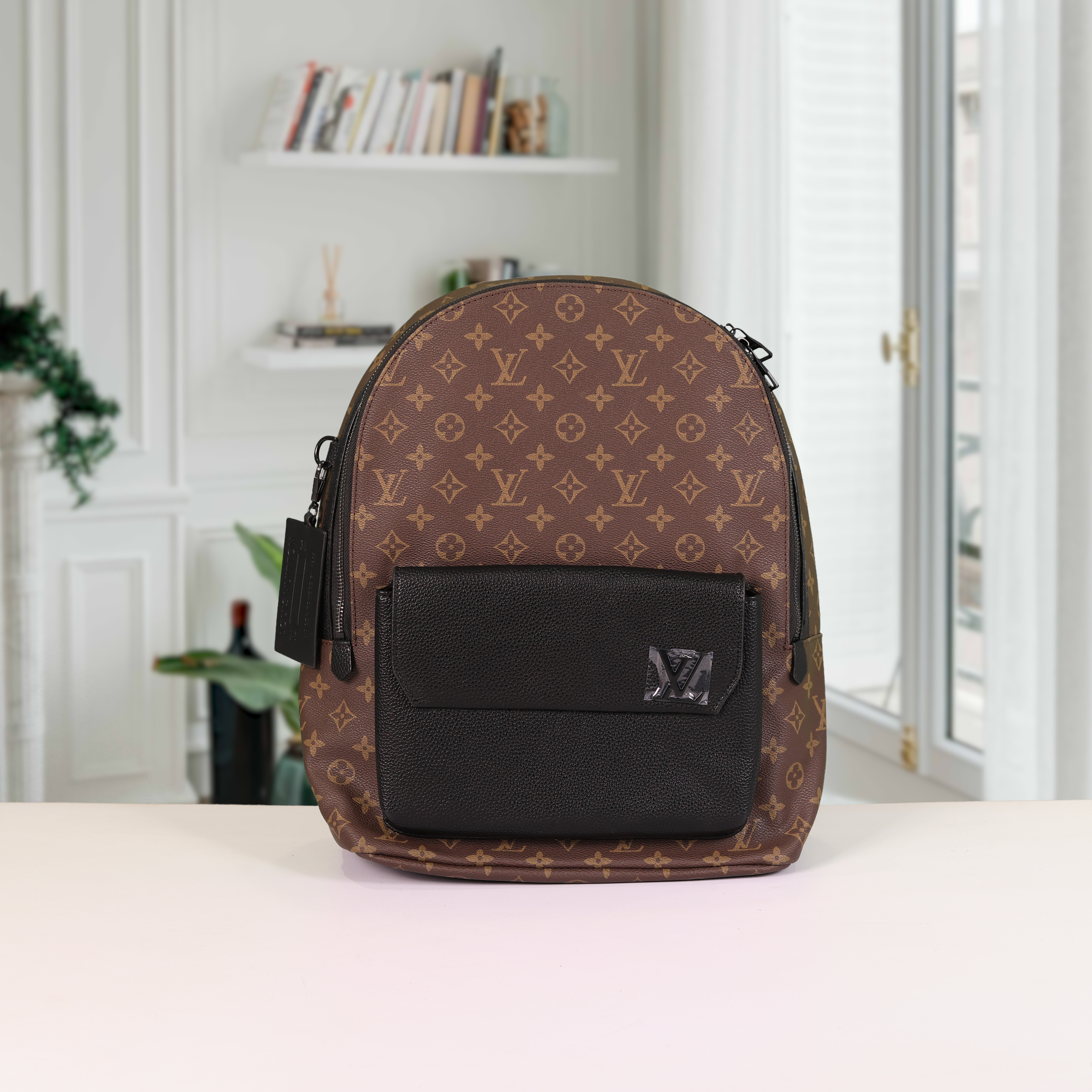 Discovery Monogram Backpack With Dust Bag (Black Brown - 1137)