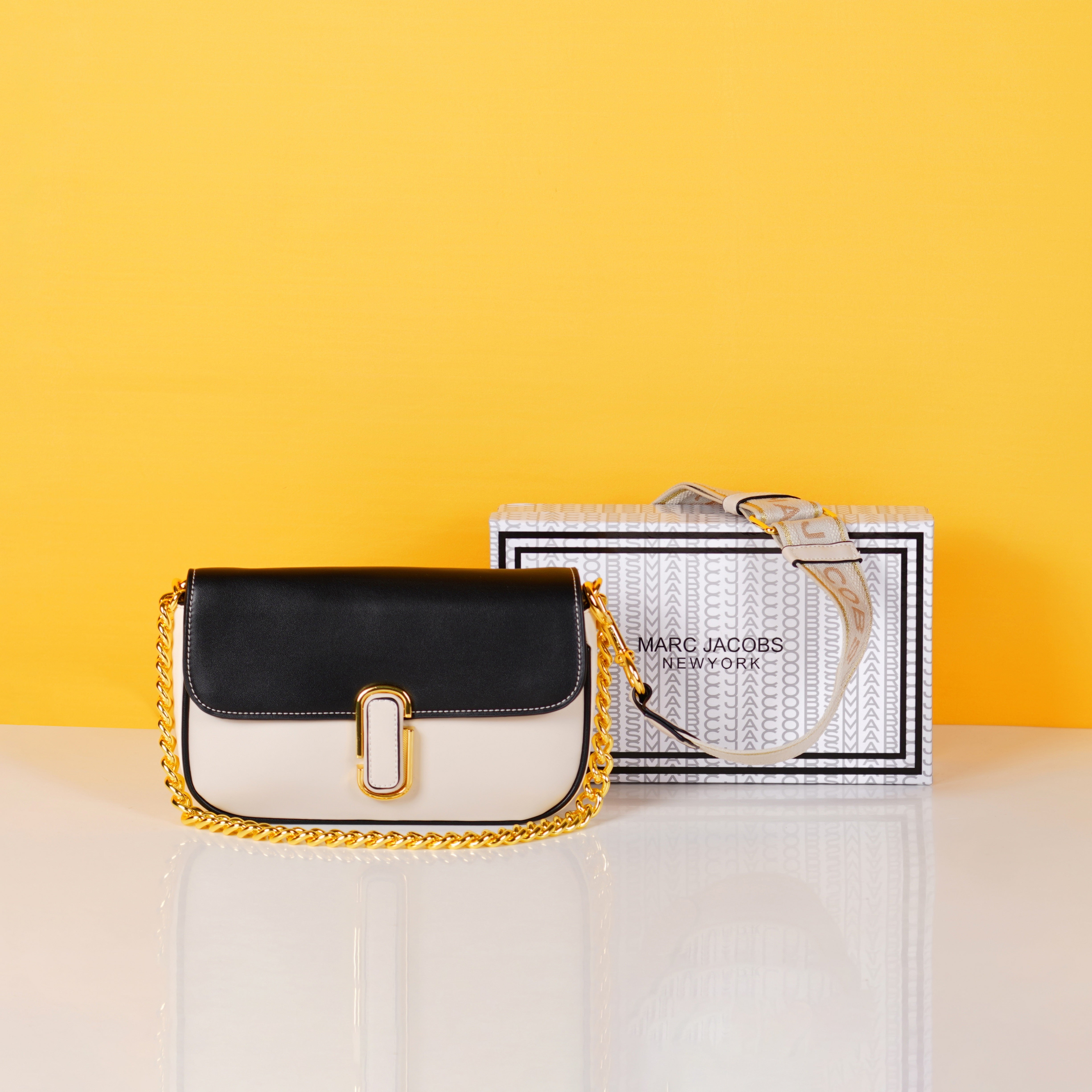 The J Shoulder Bag With OG Box & Dust Bag (Black White - 552)