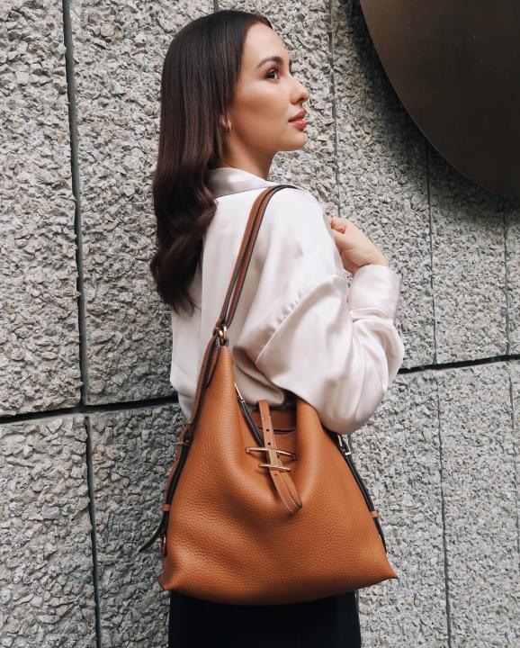 T Timeless Pebble Premium Leather Bag With OG Magnetic Box With Dust Bag (Tan - 1183)