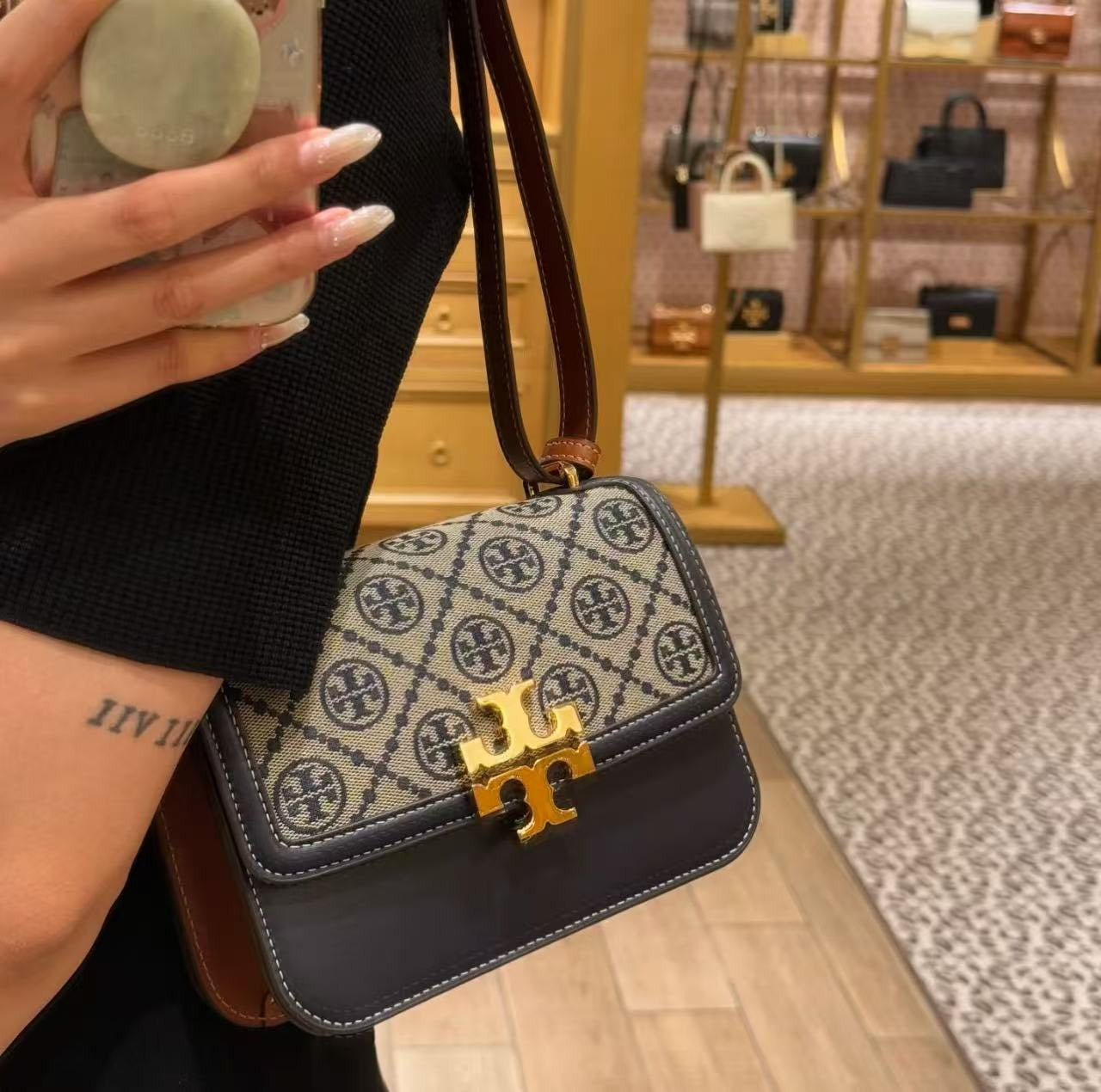 Eleanor Premium Quality Shoulder Bag With OG Magnetic Box & Dust Bag (Denim - 826)