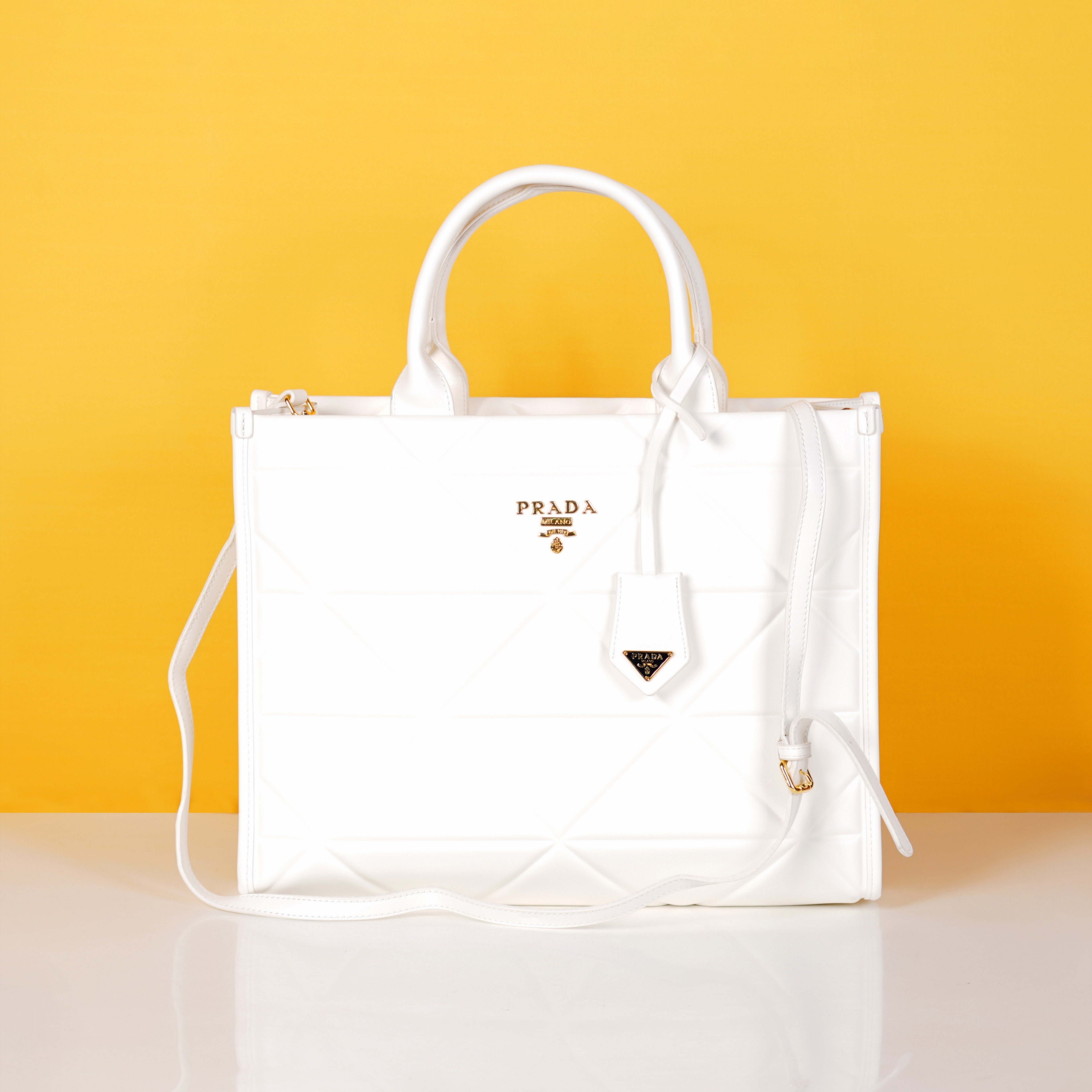 Symbole Tote Bag With Dust Bag (White - 405)