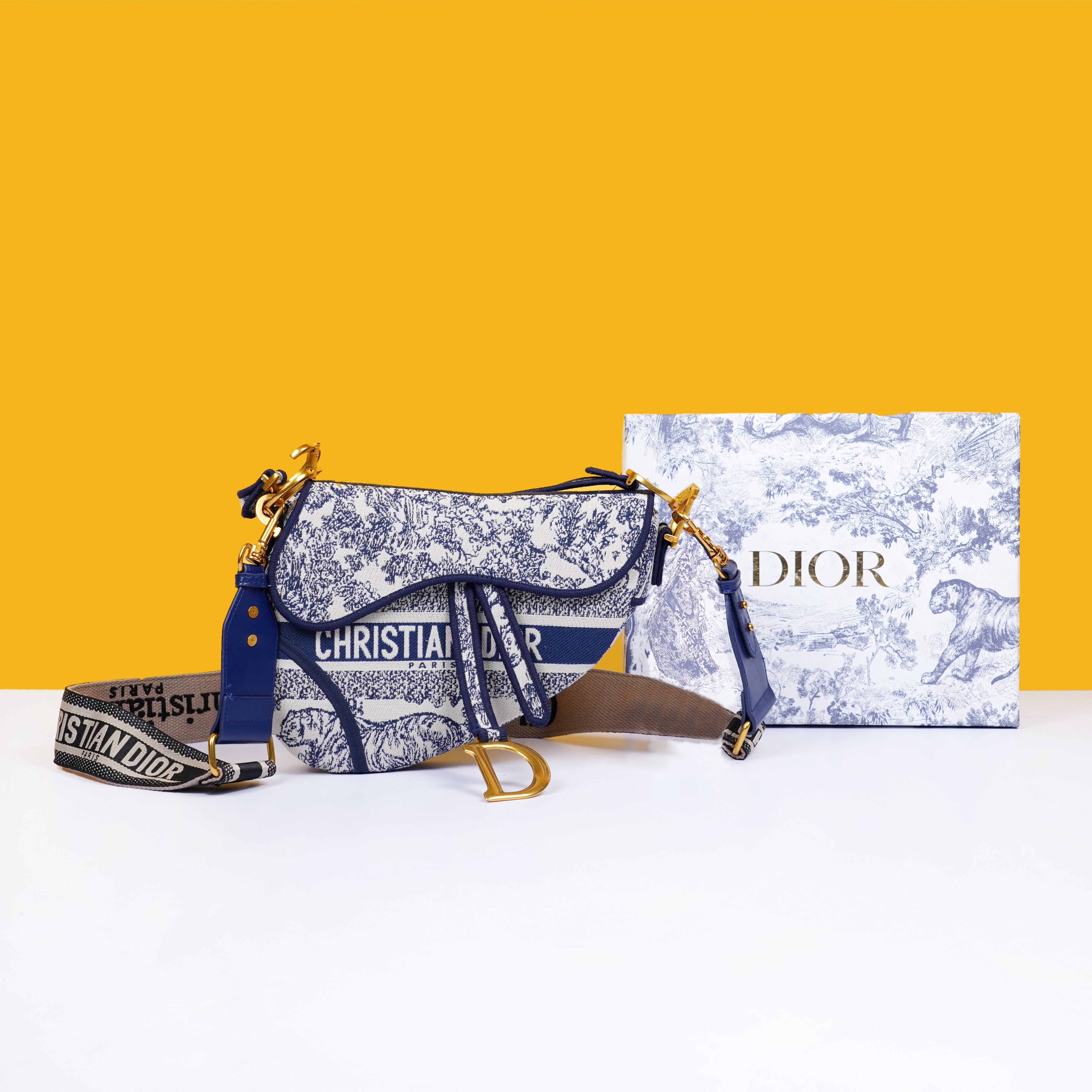 Saddle Blue Embroidery With OG Box & Dust Bag (Blue Tiger - 1035)