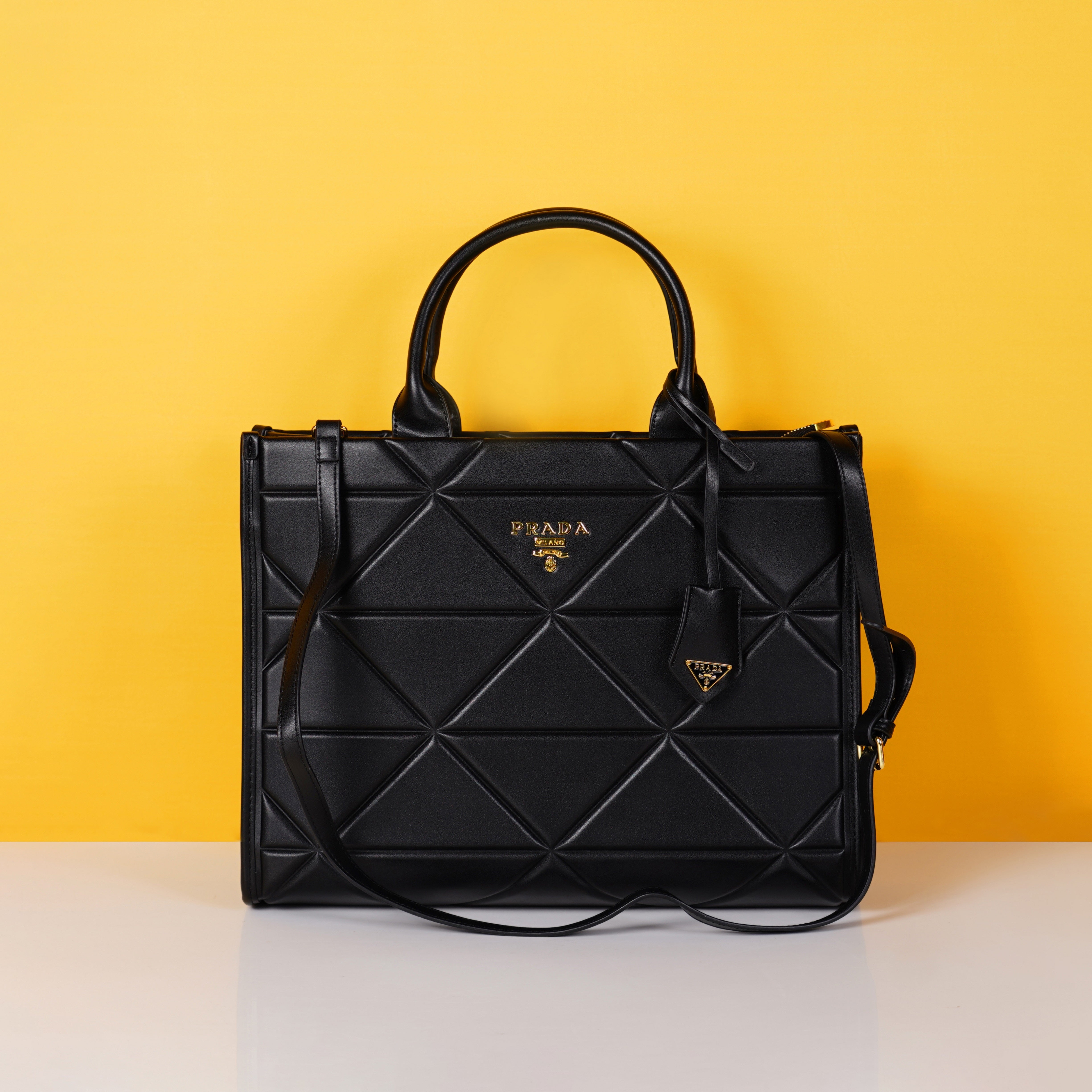 Symbole Tote Bag With Dust Bag (Black - 403)