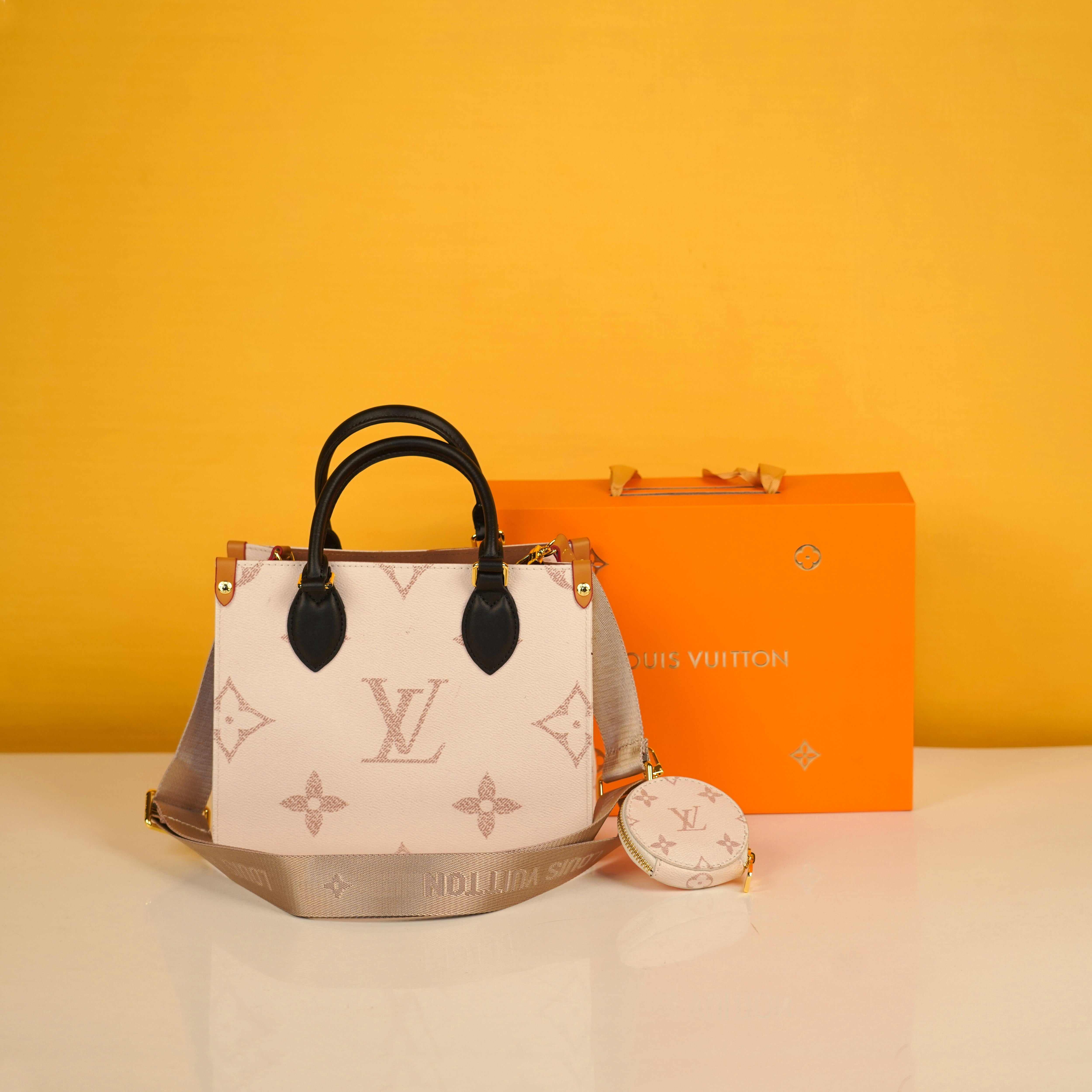On The Go Premium Pochette With OG Magnetic Box & Dust Bag - Coin Pouch (White Cream - 966)