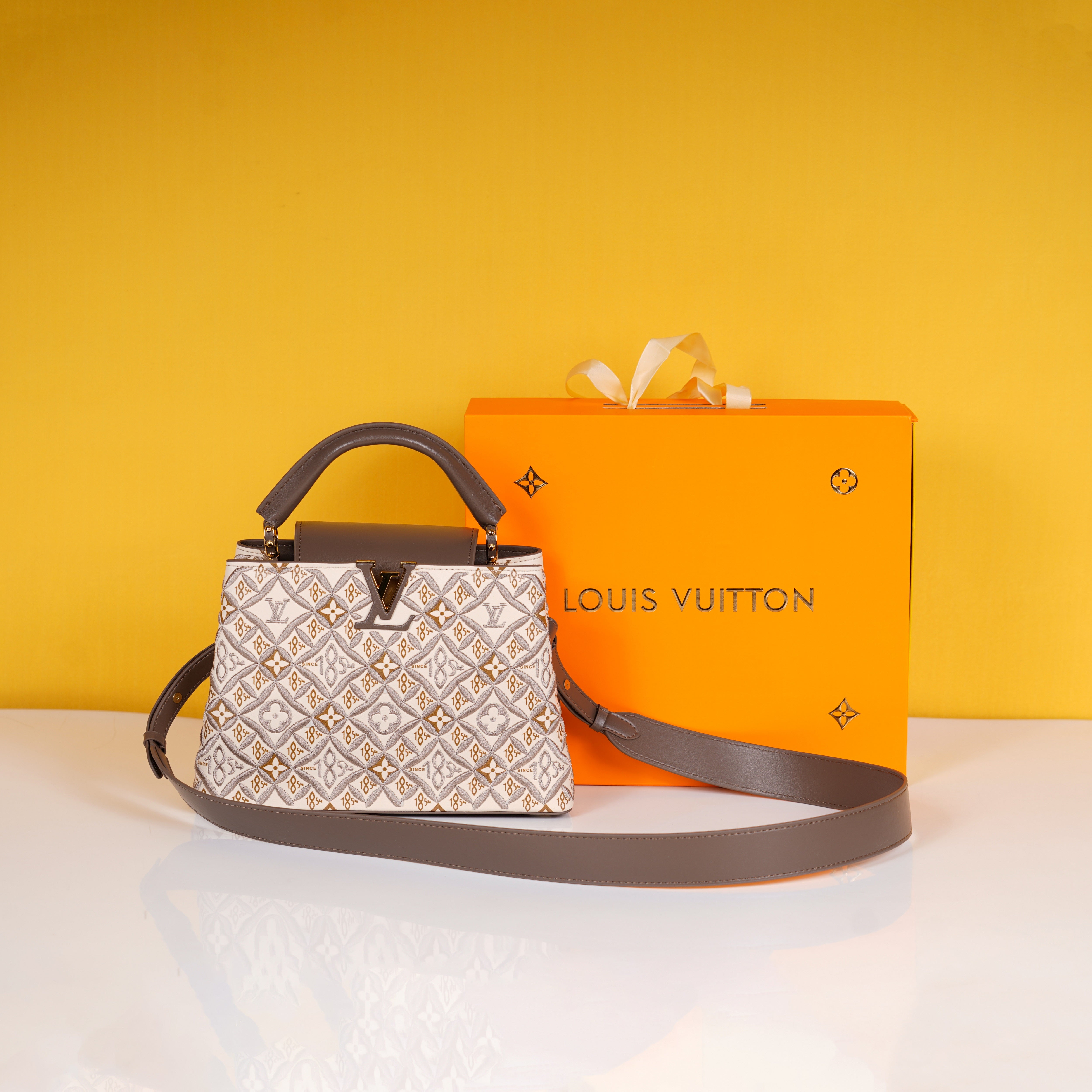 Capucines Premium Quality Leather Bag With OG Box & Dust Bag & Extra Shoulder Strap (White - 300)