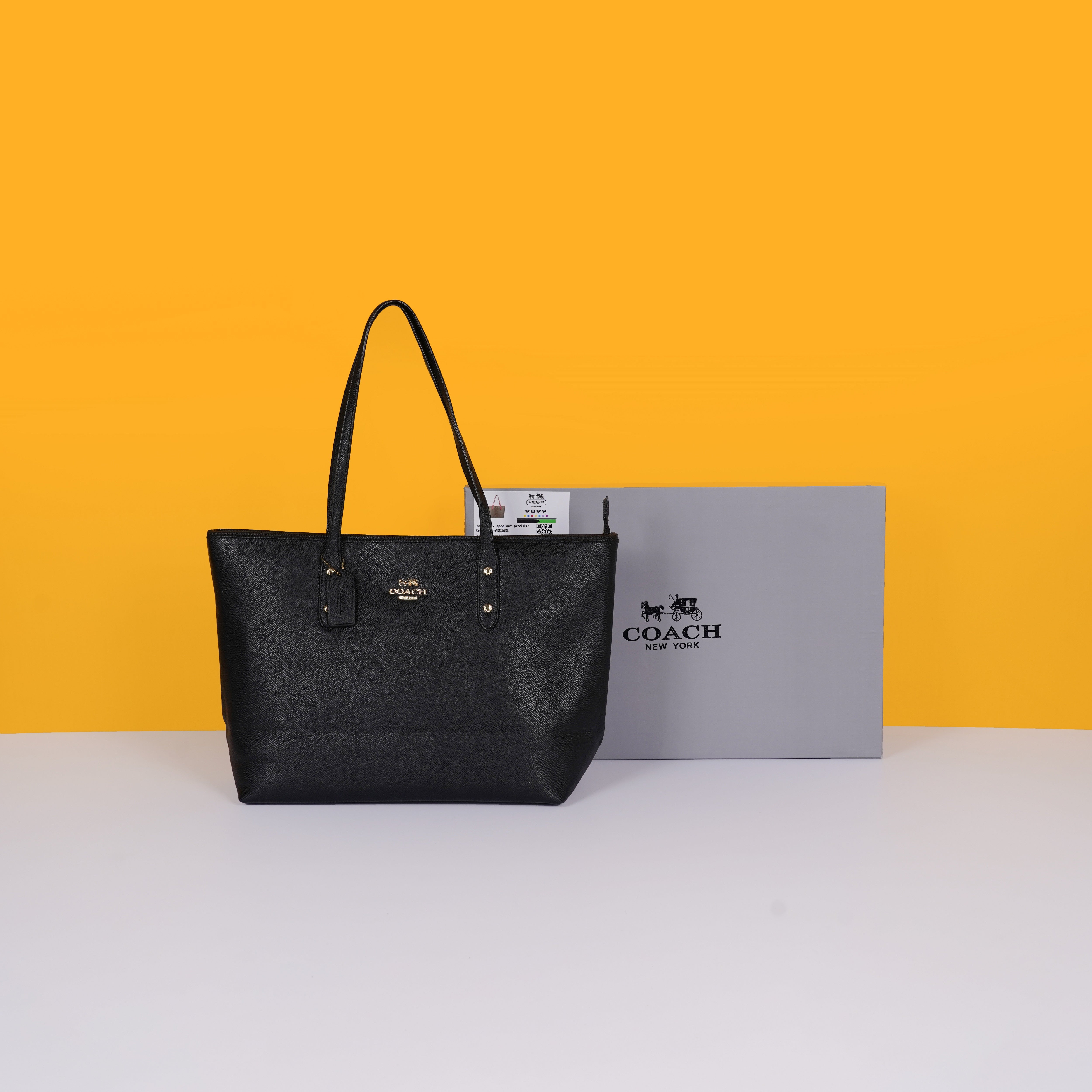 Signature City Tote Bag With OG Box & Dust Bag (Black - 919)