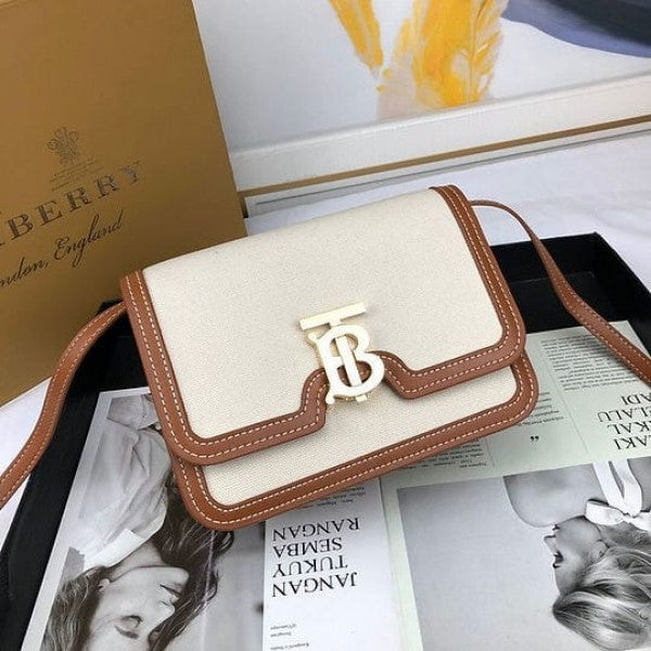 BB Horseferry Road Sling Bag With OG Box & Dust Bag & 2 Belts (White - 792)