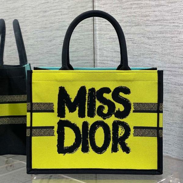 Book Tote With OG Box & Dust Bag & Scarf (Yellow - 1030)
