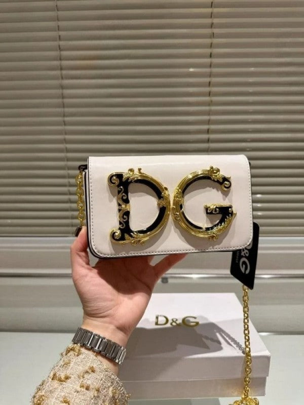 Nappa Leather Shoulder Bag WIth OG Box & Dust Bag (White - 989)