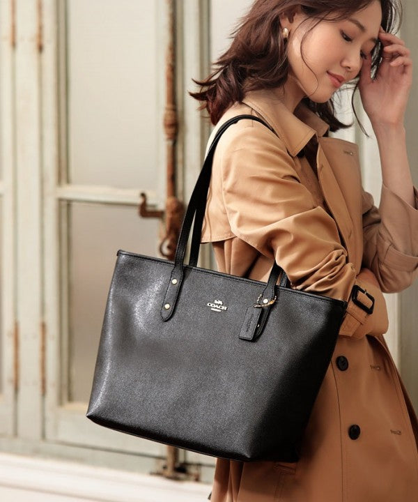 Signature City Tote Bag With OG Box & Dust Bag (Black - 919)