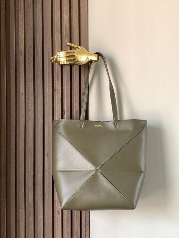 Limited Edition Puzzle Fold Tote Bag With OG Box & Dust Bag (Green - 699)