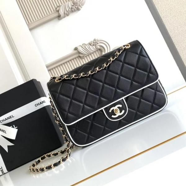 Pearl Classic Panda Flap Shoulder Bag With OG Box & Dust Bag (Black - 1201)
