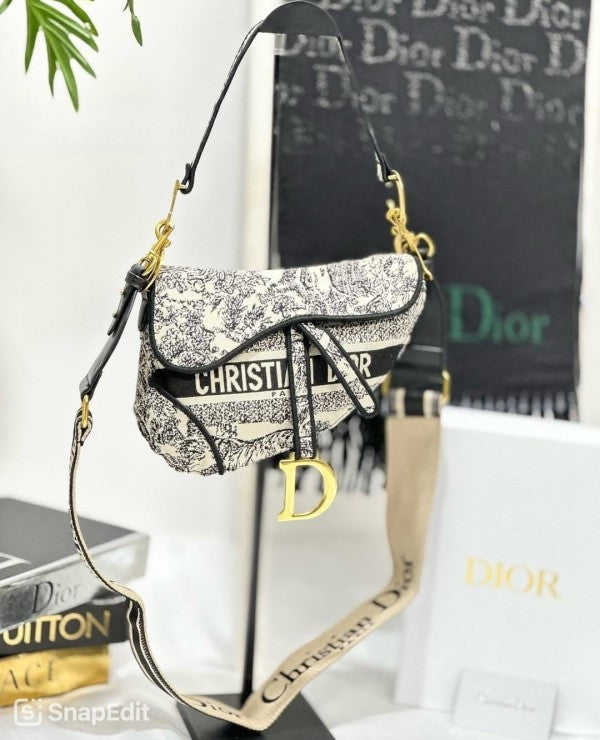 Saddle Black Embroidery With OG Box & Dust Bag (Black Tiger - 129)
