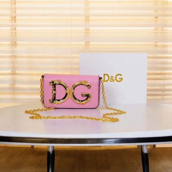 Nappa Leather Shoulder Bag WIth OG Box & Dust Bag (Pink - 990)