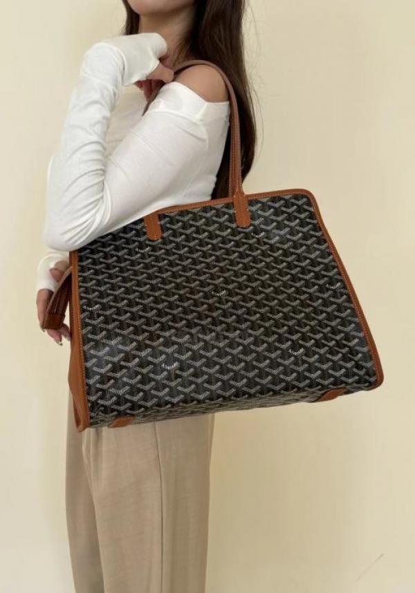 Hardy Premium Quality Tote Bag With Extra Pouch & Dust Bag (Brown - 1197)