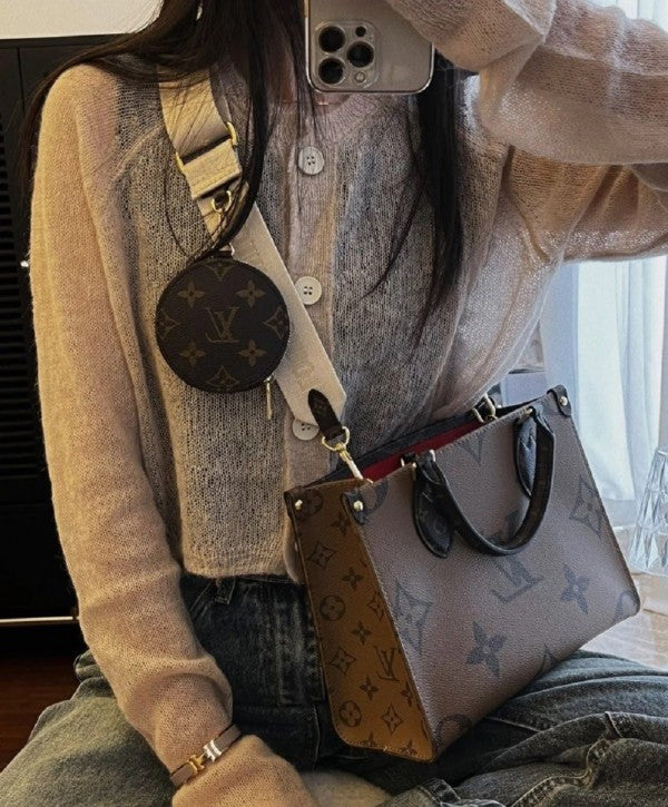 On The Go Pochette Premium Quality With OG Double Magnetic Box & Dust Bag - Coin Pouch (BL - 186)