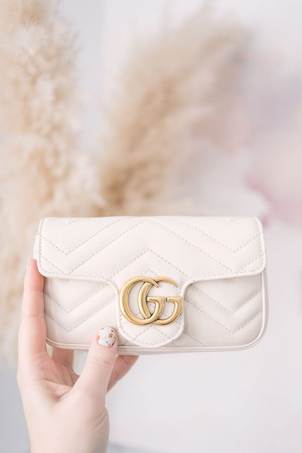 Marmont Mini Matelasse Shoulder Bag With OG Box & Dust Bag (White - 907)
