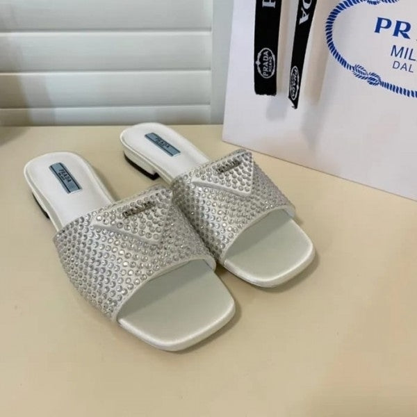 Crystal Diamond Rhinestone Slides With OG Box & Dust Bag (White - 900)