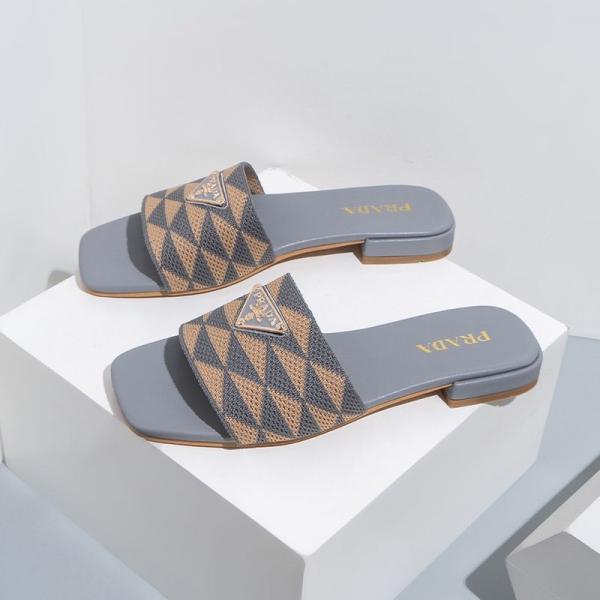 Geometric Logo Slides With OG Box & Dust Bag (Grey - 898)