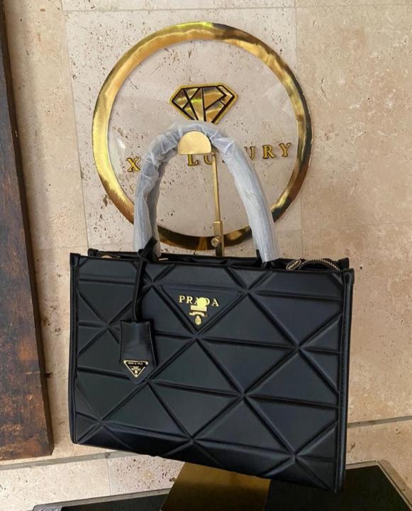 Symbole Tote Bag With Dust Bag (Black - 403)