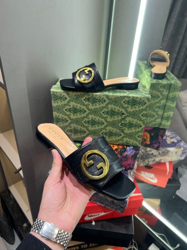 GG Blondie Slide With OG Box & Carry Bag (Black - 1080)