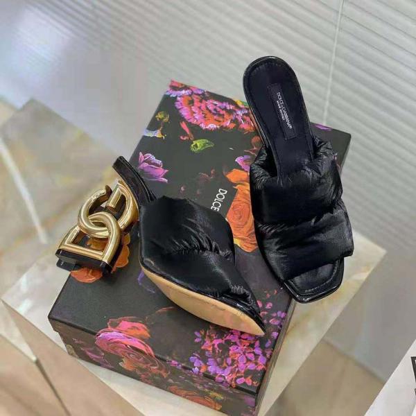 D&G High Heels With OG Box & Carry Bag (Black - 1047)