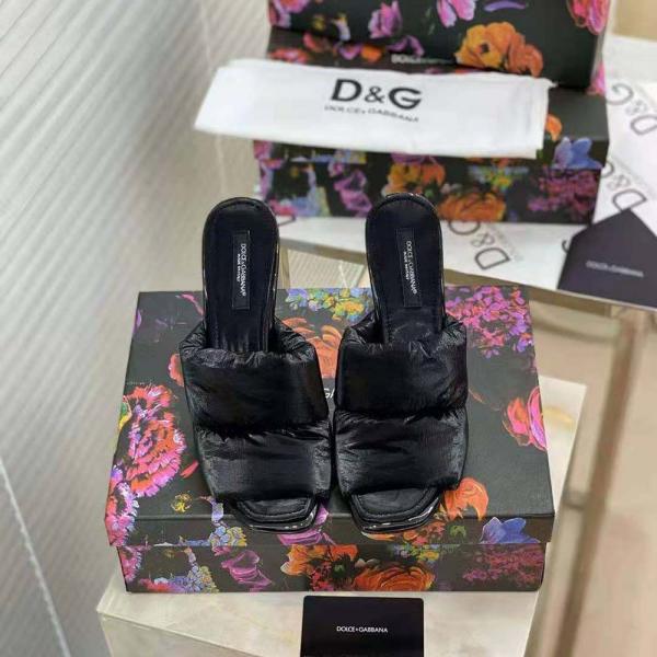 D&G High Heels With OG Box & Carry Bag (Black - 1047)