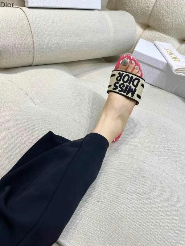Miss Di_or Premium Dway Slide With OG Box & Carry Bag (Pink - 1060)