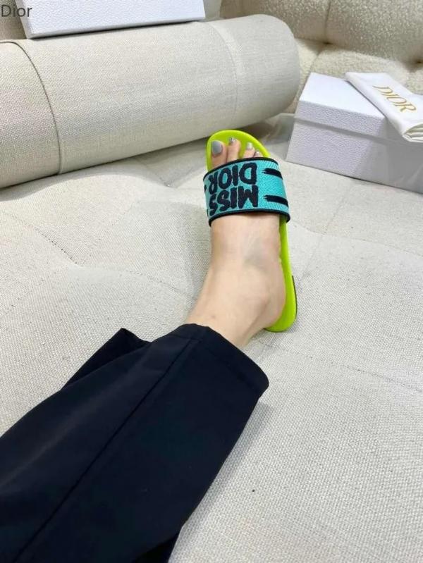 Miss Di_or Premium Dway Slide With OG Box & Carry Bag (Neon - 1061)