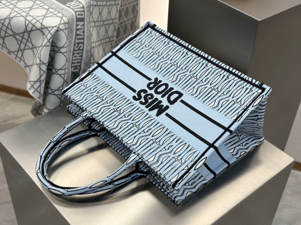 Book Tote With OG Box & Dust Bag & Scarf (Blue - 1032)