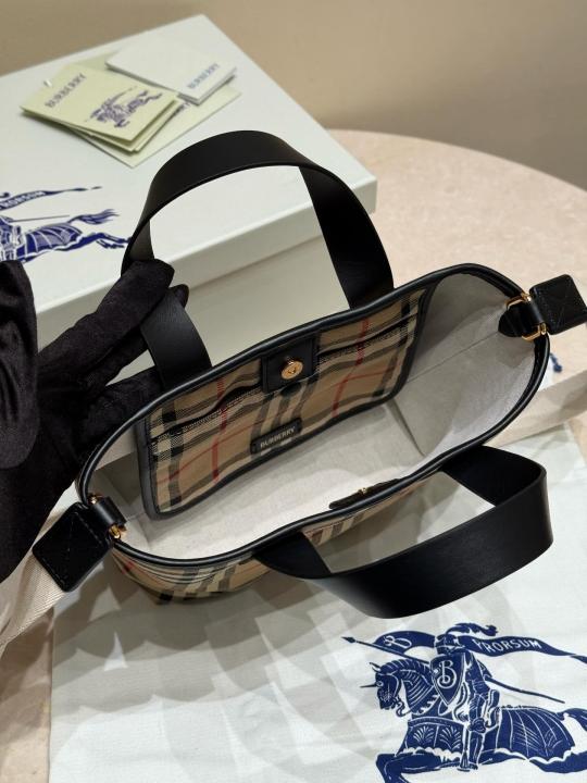 Classic Check Tote Hand Bag With OG Box & Dust Bag (Checks - 1154)