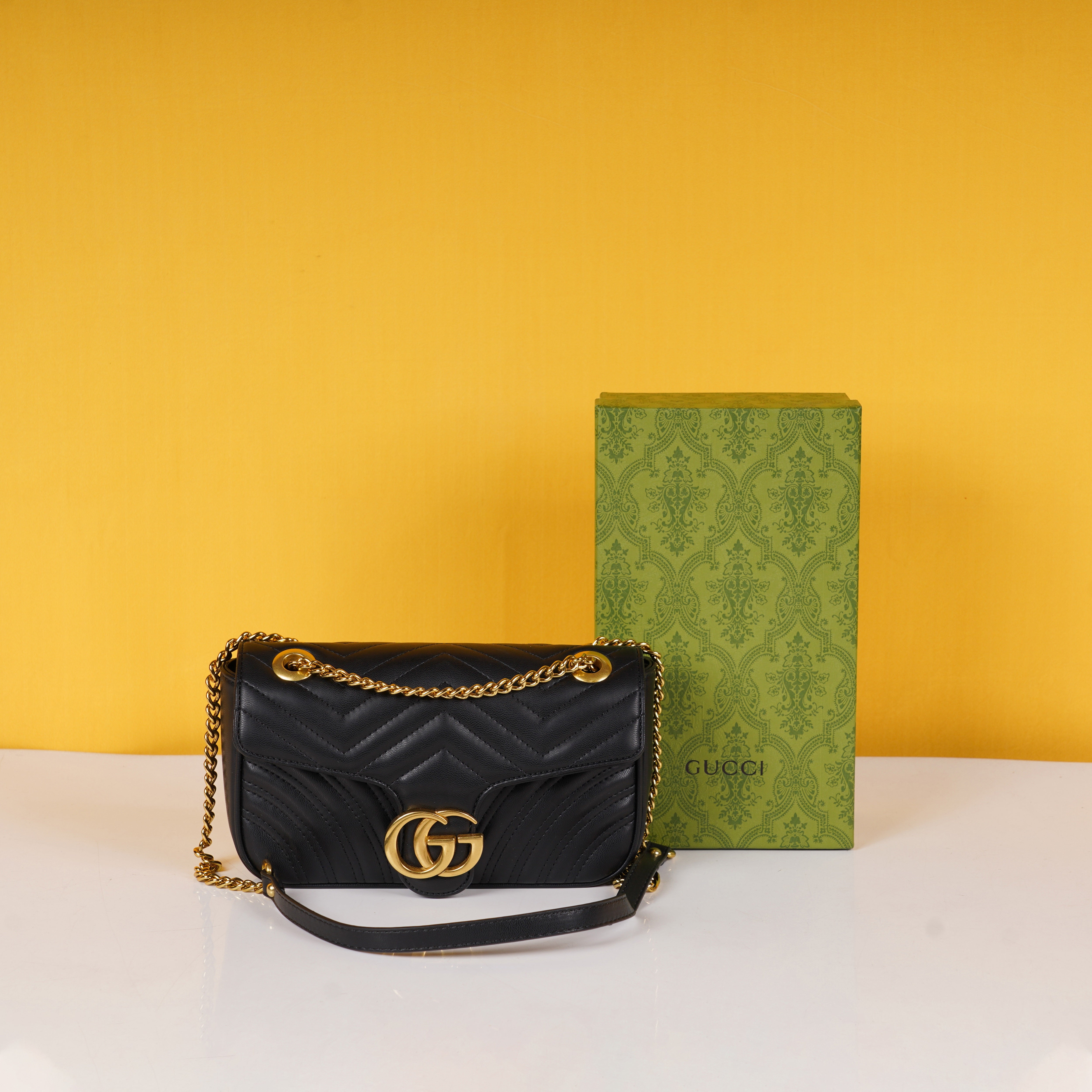 Marmont Premium Shoulder Bag With OG Box & Dust Bag (Black - 250)