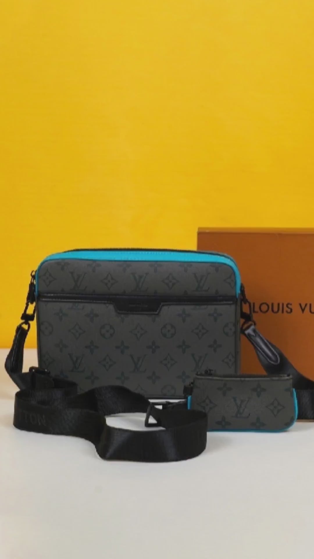 Virgil Abloh Trio Messenger Multi Crossbody Bag With OG Box & Dust Bag (Blue - 993)
