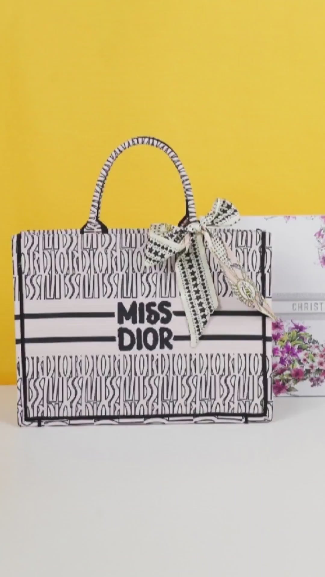 Book Tote With OG Box & Dust Bag & Scarf (L PInk - 1033)